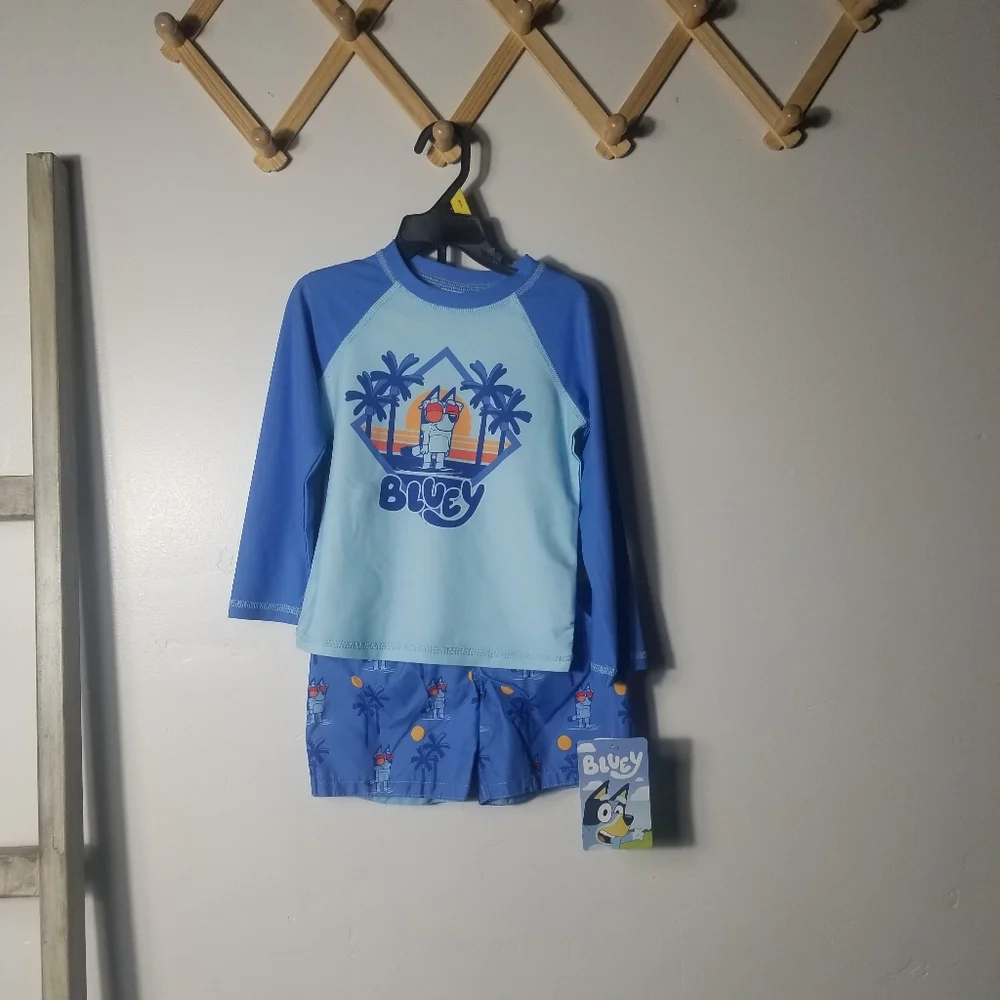 NWT BLUEY KIDS SWIM LONG SLEEVE SHIRT AND SHORT SET 50+ UPF SIZE 3T
